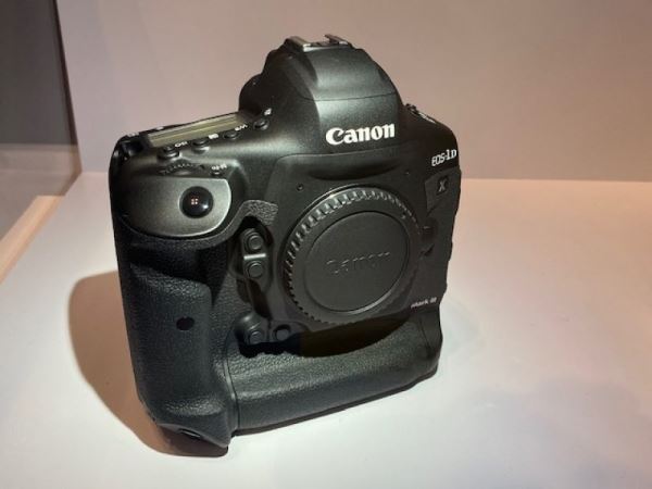Новая информация о камере Canon 1DX Mark III