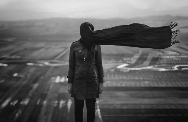 Vahid Babaei и его фотопроект «Ветер нас унесет». Почетный победитель «Черно-белая серия» Mono Visions Awards 2018.