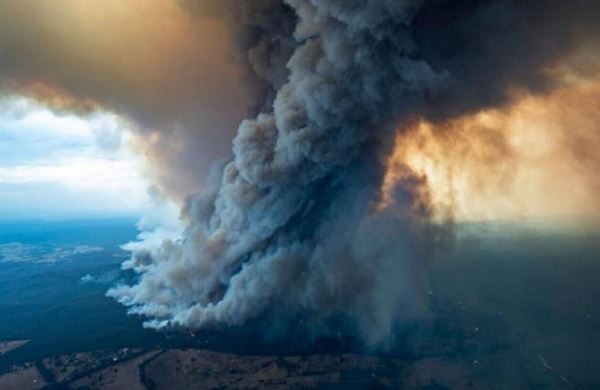 Почти четверть миллиона австралийцев призвали к эвакуации из-за лесных пожаров